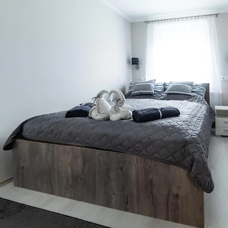 Lejlighed Napsugar & Virag Tiszafüred
