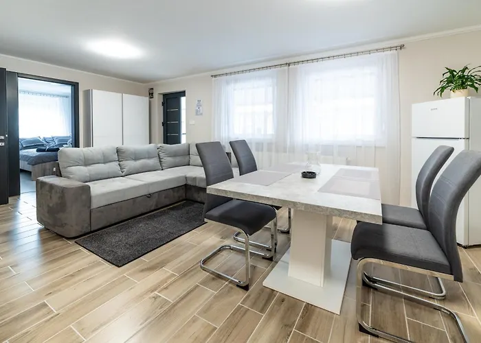 Napsugar & Virag Apartament Tiszafüred